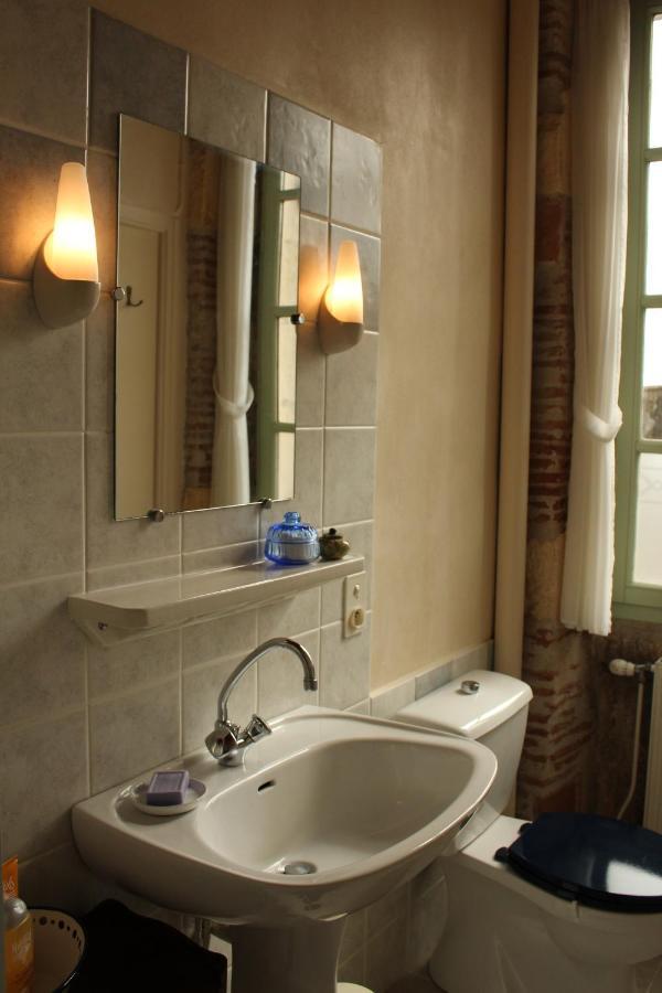 Bed and Breakfast Madamenfrance Monclar-d'Agenais Exterior foto
